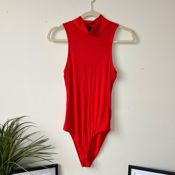 Sleeveless Ribbed Bodysuit - Picture 4 of 8